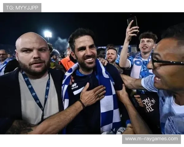 科莫传控体系革新,法布雷加斯引领升班马蜕变